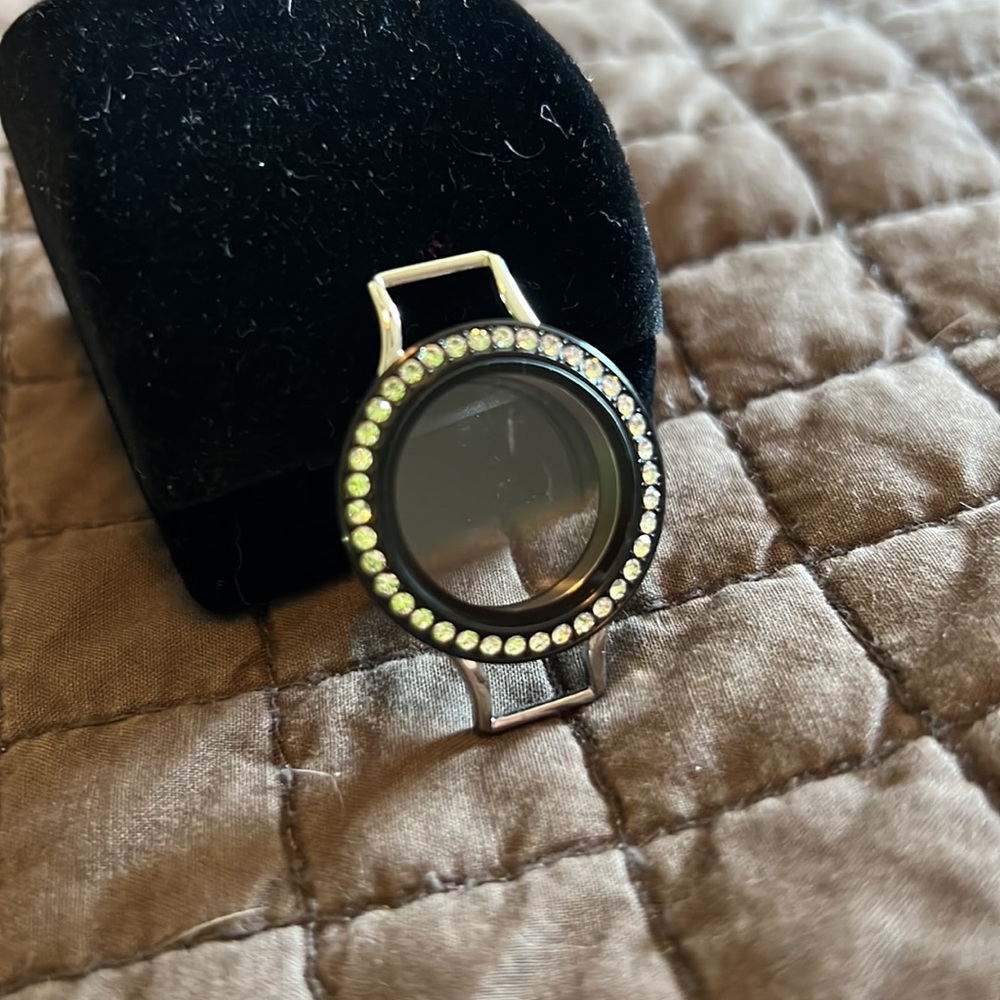 Origami Owl Living Lock - Picture 2 of 6